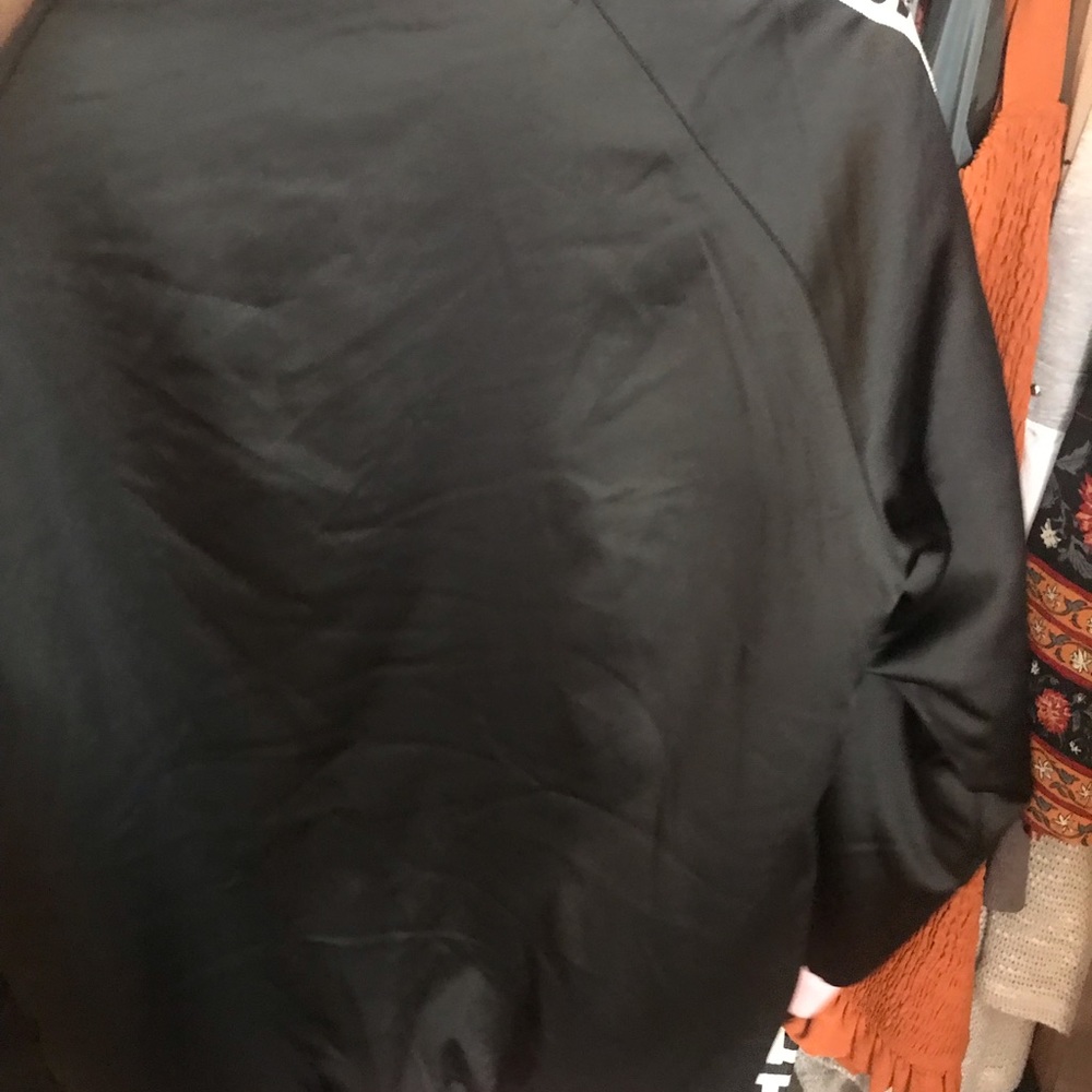 Bomber - Picture 2 of 2